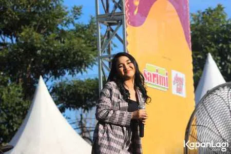 Foto Arlida Putri