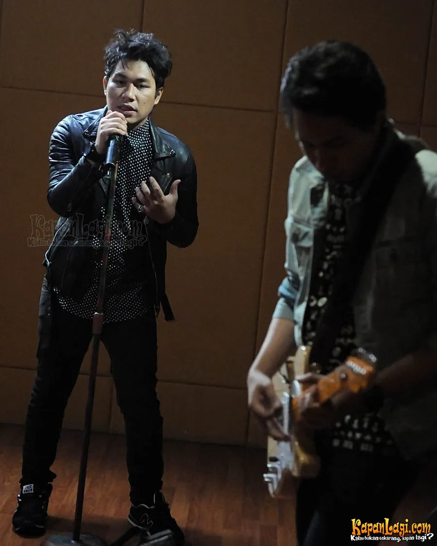 Tak malu bawakan lagu jadul ©KapanLagi.com®
