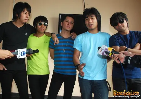 Foto Armada Band