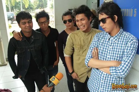 Foto Armada Band