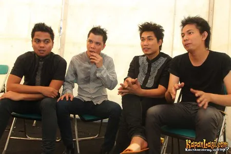 Foto Armada Band