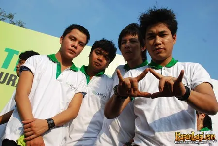 Foto Armada Band