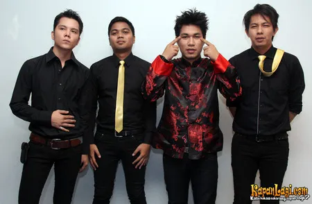 Foto Armada Band