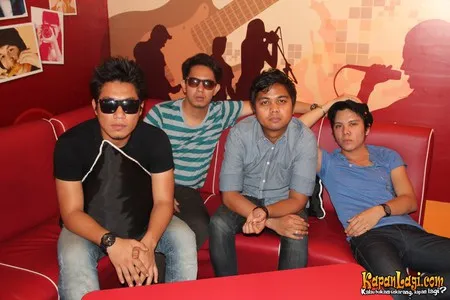 Foto Armada Band
