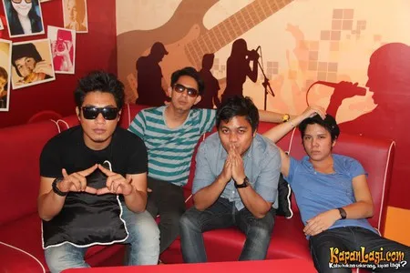 Foto Armada Band