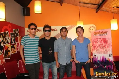 Foto Armada Band