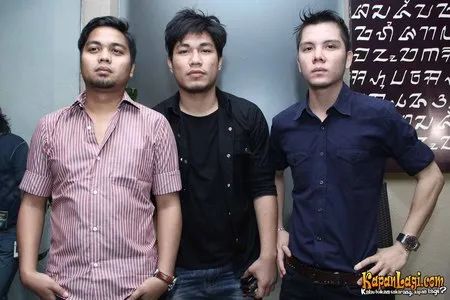 Foto Armada Band