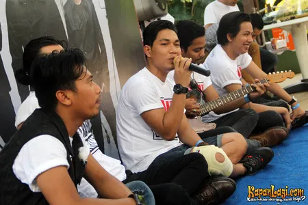 Foto Armada Band
