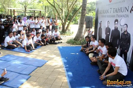 Foto Armada Band