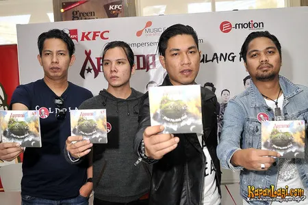 Foto Armada Band