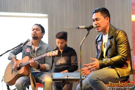 Foto Armada Band