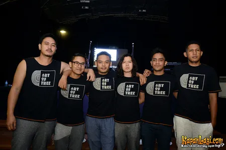 Foto Art Of Tree Band