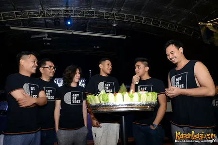 Foto Art Of Tree Band