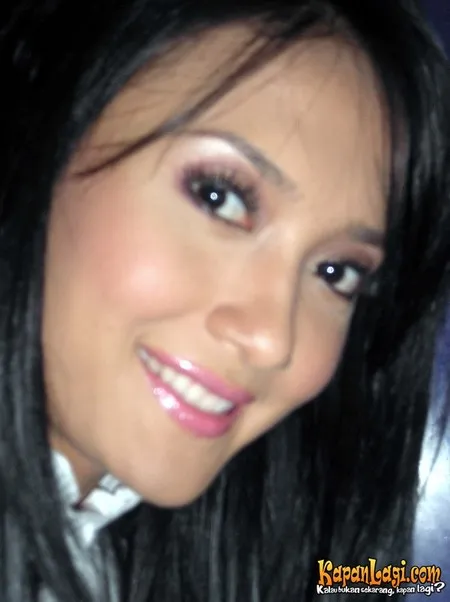 Foto Artika Sari Devi