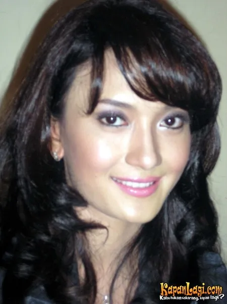 Foto Artika Sari Devi