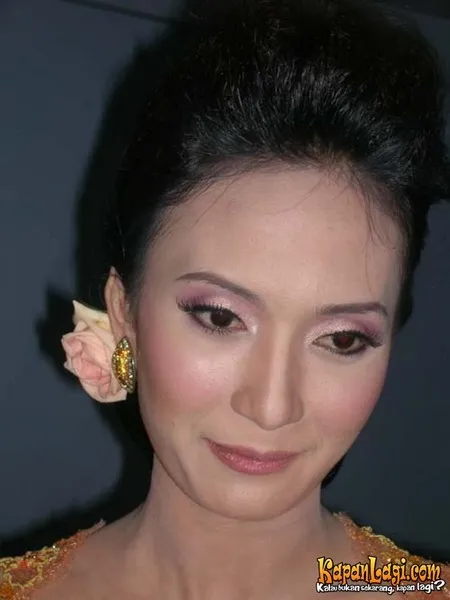 Foto Artika Sari Devi