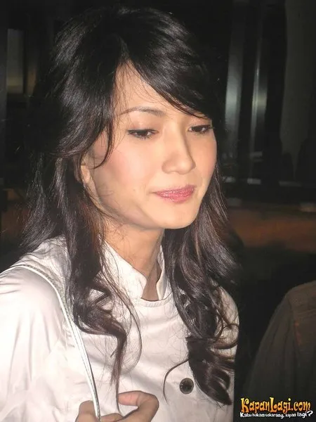 Foto Artika Sari Devi