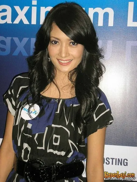 Foto Artika Sari Devi