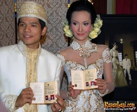 Foto Artika Sari Devi