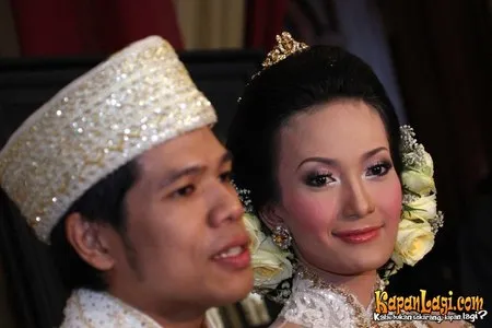 Foto Artika Sari Devi