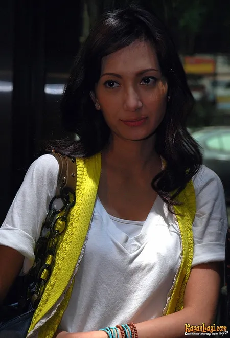 Foto Artika Sari Devi