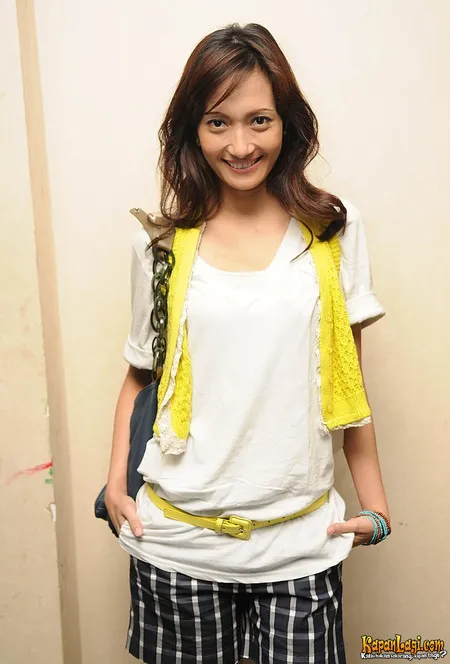 Foto Artika Sari Devi