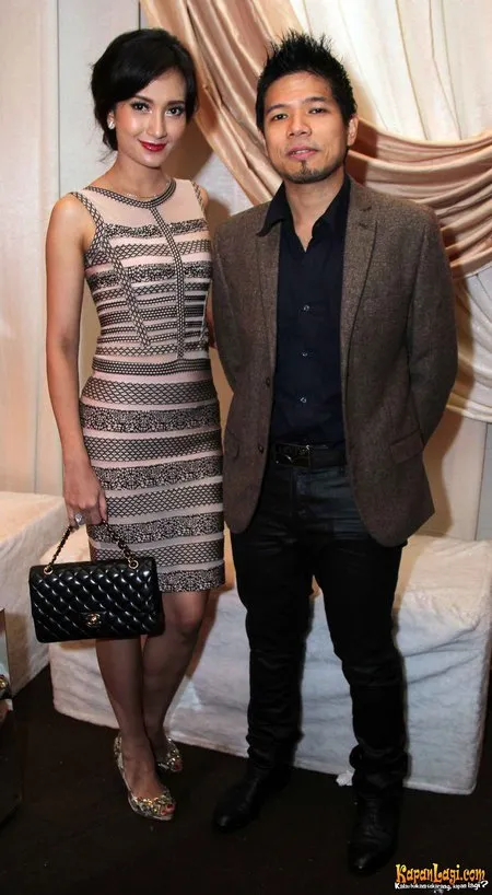 Foto Artika Sari Devi