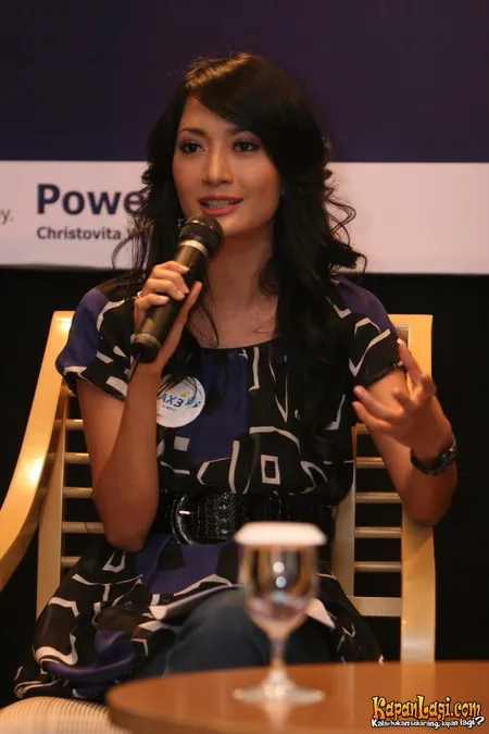 Foto Artika Sari Devi