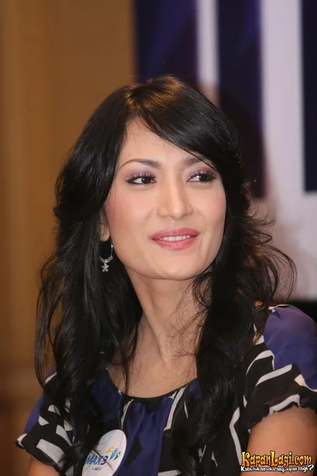 Foto Artika Sari Devi