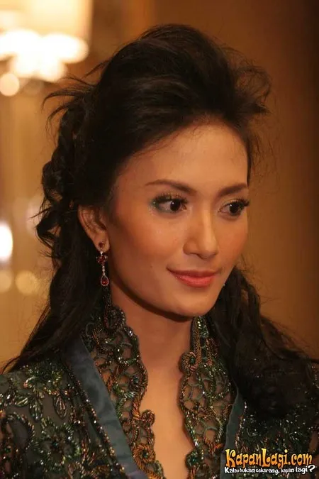 Foto Artika Sari Devi