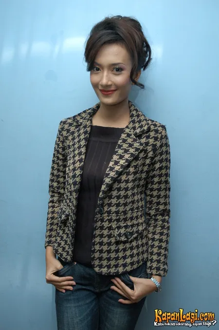 Foto Artika Sari Devi