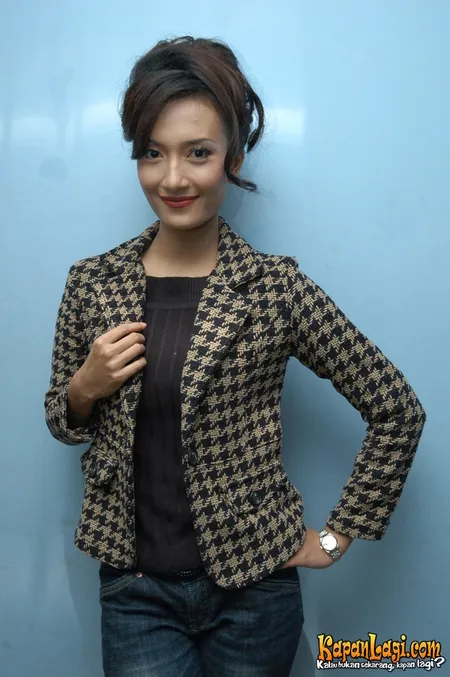 Foto Artika Sari Devi