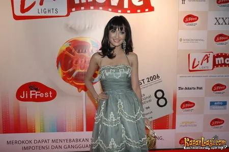 Foto Artika Sari Devi