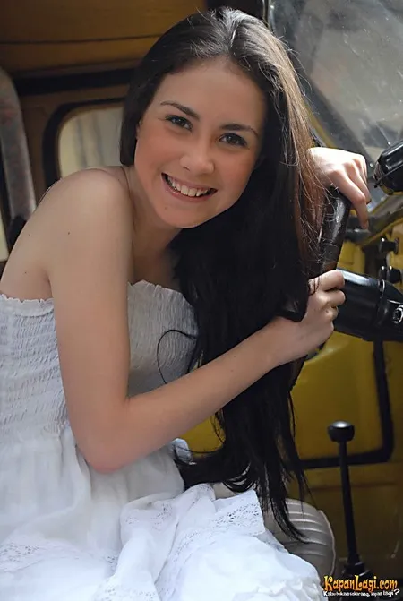 Foto Arumi Bachsin. Nomor Foto: 036