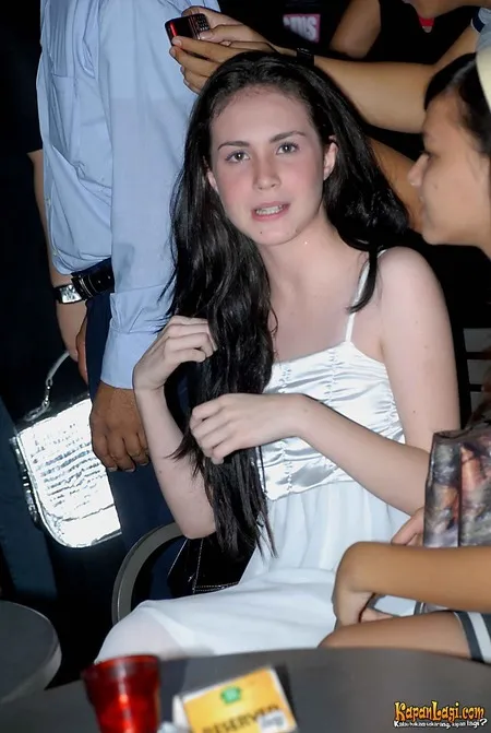 Foto Arumi Bachsin