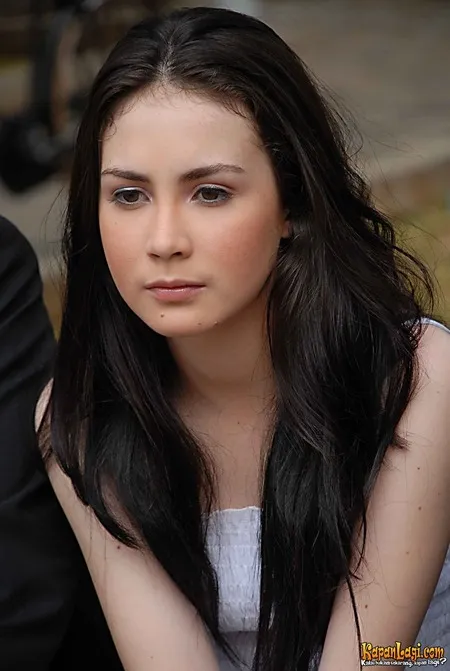 Foto Arumi Bachsin