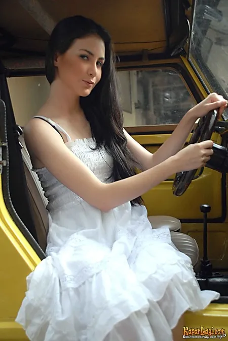 Foto Arumi Bachsin
