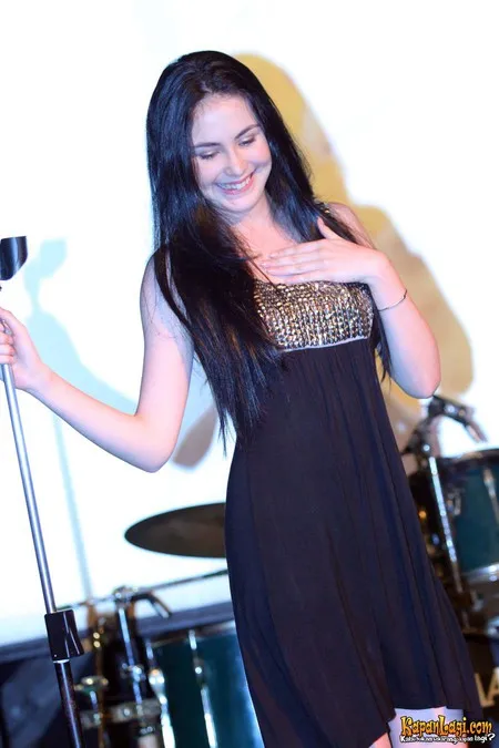 Foto Arumi Bachsin
