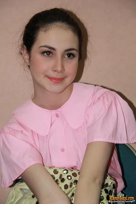 Foto Arumi Bachsin