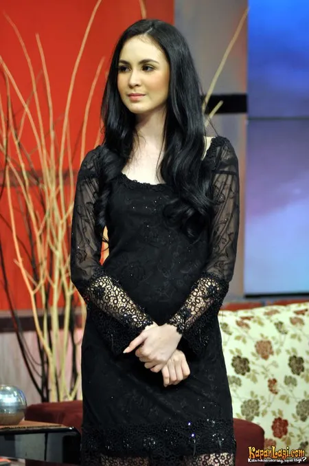 Foto Arumi Bachsin
