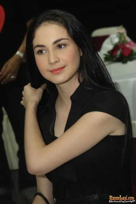 Foto Arumi Bachsin
