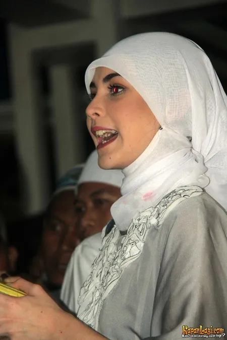 Foto Arumi Bachsin