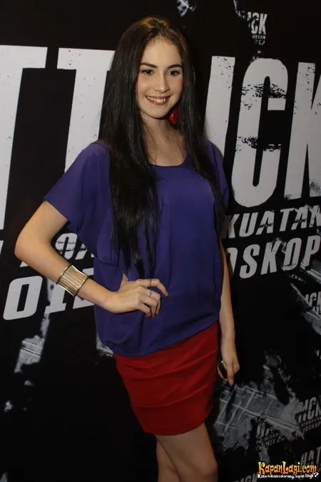 Foto Arumi Bachsin
