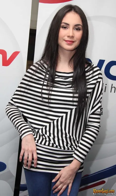 Foto Arumi Bachsin