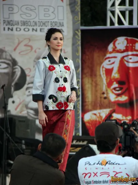 Foto Arumi Bachsin