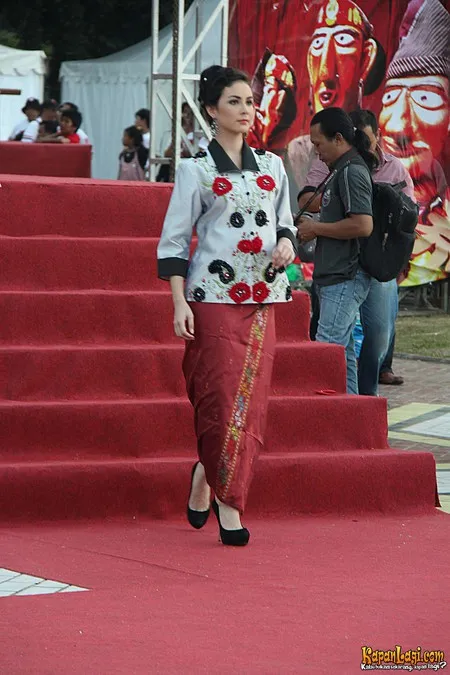 Foto Arumi Bachsin
