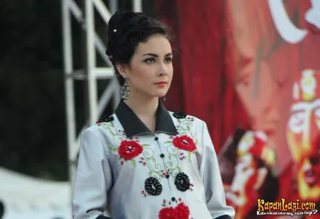 Foto Arumi Bachsin