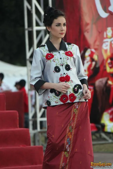 Foto Arumi Bachsin