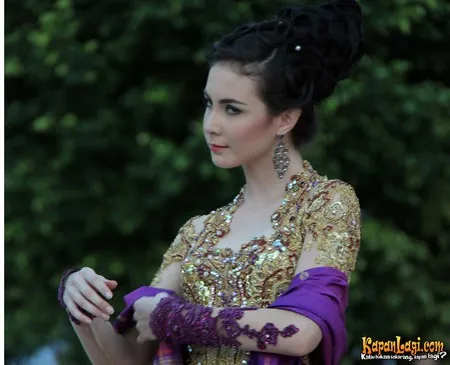 Foto Arumi Bachsin