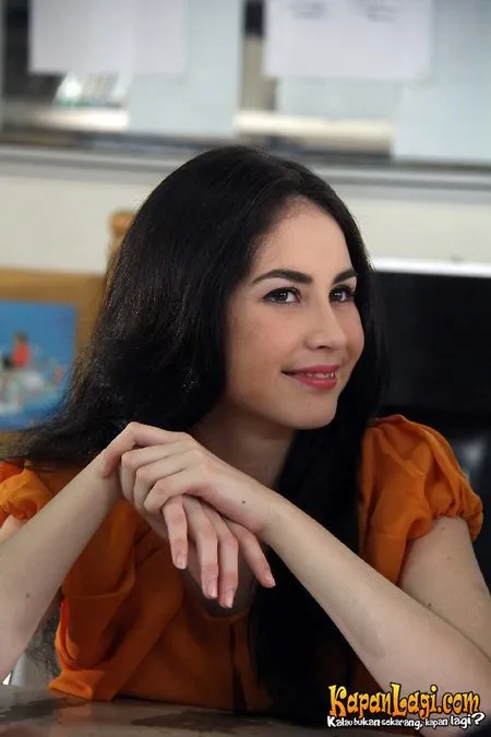 Foto Arumi Bachsin
